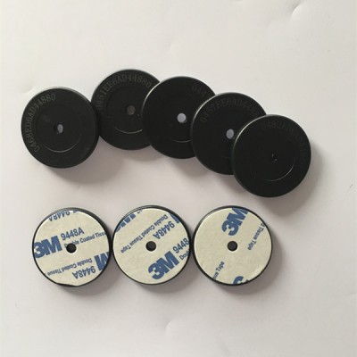 13,56 MHZ anti-metallo Ntag213 NFC Tag ABS Disc con adesivo